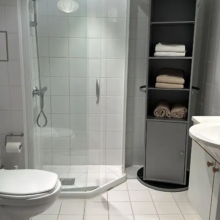 Small - Centre *