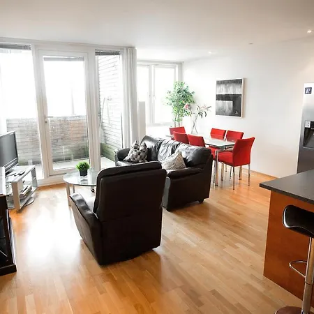 Small - Centre