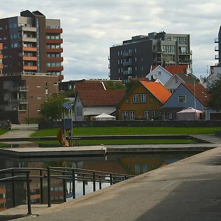 Small - Centre Lejlighed