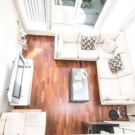 Small - Centre * Stavanger